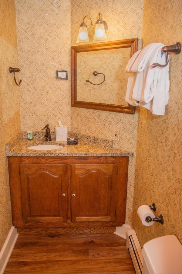 Sylvan Inn Bed & Breakfast グレンアーバー エクステリア 写真