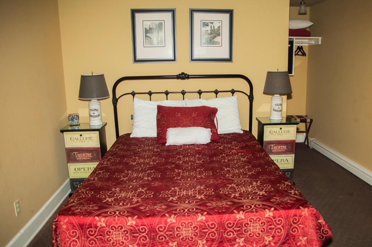 Sylvan Inn Bed & Breakfast グレンアーバー エクステリア 写真
